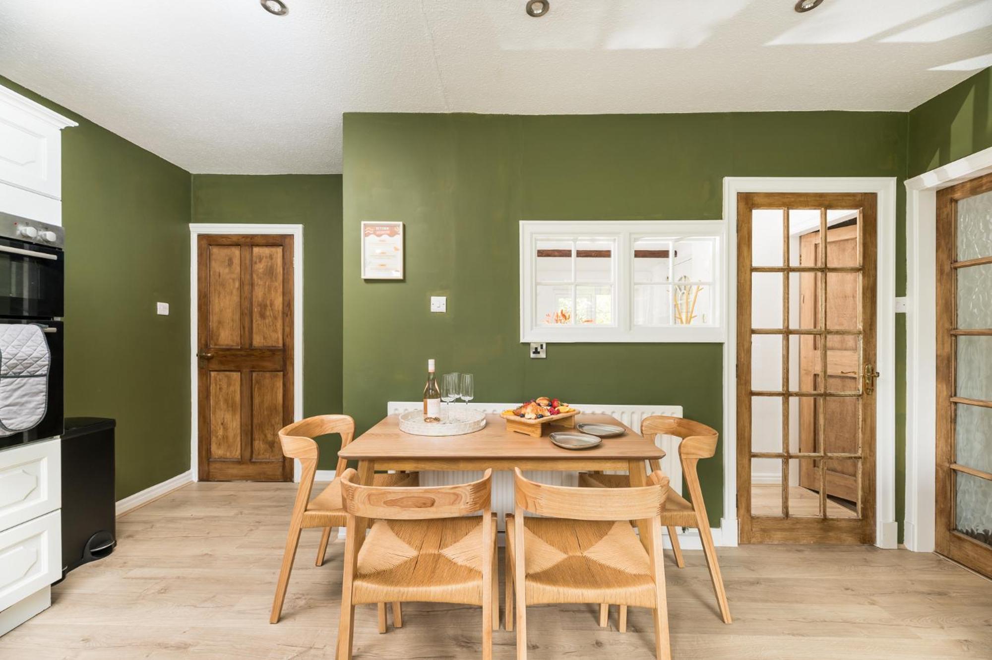 Central Malham Wellbeing Escape With Hot Tub Sleeps 8 Экстерьер фото
