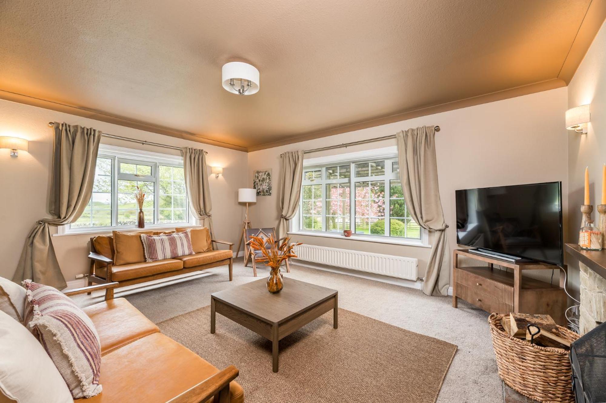 Central Malham Wellbeing Escape With Hot Tub Sleeps 8 Экстерьер фото